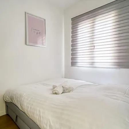 Maison Au Calme Pour 4 Pers Avec Parking A 5 Min Du Metro L7